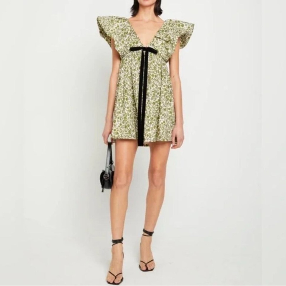 O.P.T Green Floral
V Neck Didi Tie Front Ruffled
Mini Dress S